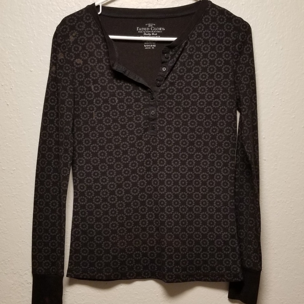 Thermal with flower pattern